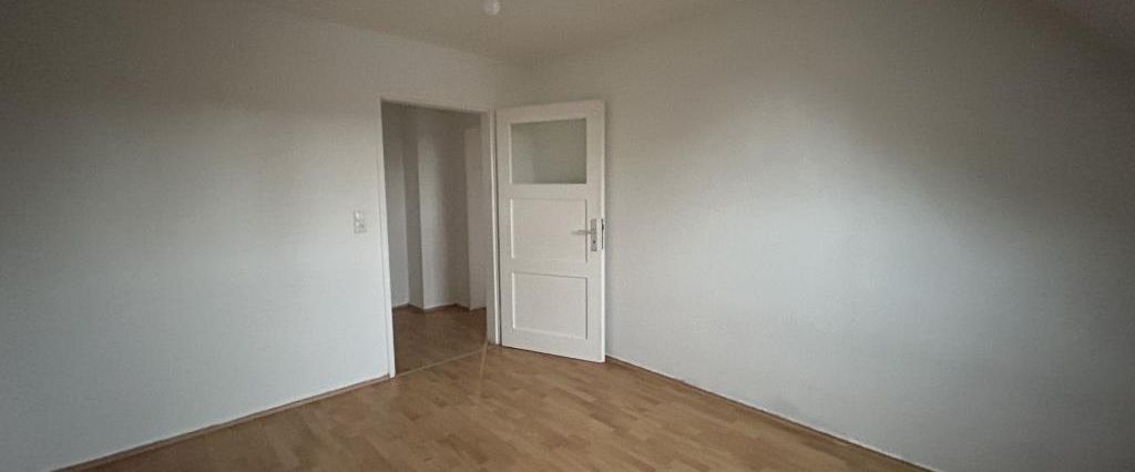 Zwei-Zimmer-Wohnung in Eberstadt ab sofort verfügbar! - Photo 1