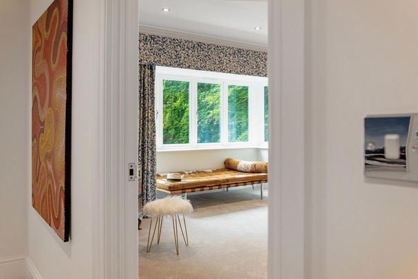 6 bedroom detached house to rent - Photo 1