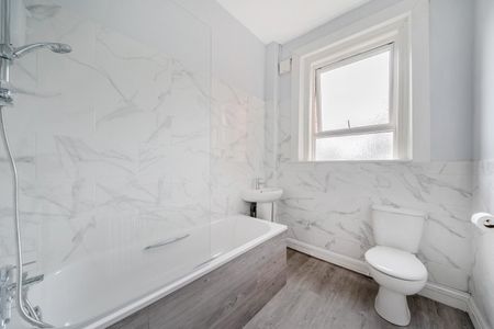 Sylvan Road, London, SE19 - Photo 4
