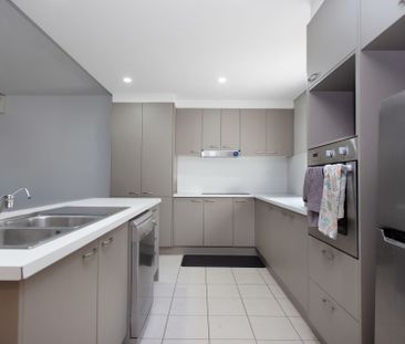 Townhouse in a great location for rent in Tea Gardens - Photo 6