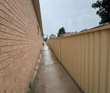 Granny Flat with Lock-Up Garage - Photo 1