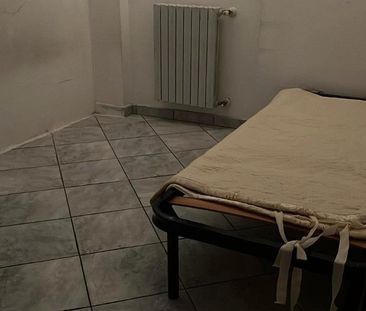 Stanza singola in ampio appartamento - Photo 2