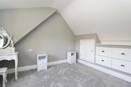 2 bedroom detached house to rent - Photo 2
