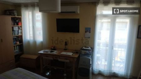 valencia, Valencian Community 46008 - Photo 4