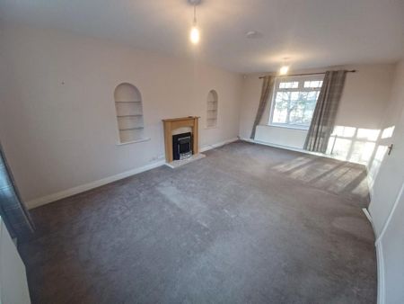 4 bedroom detached house to rent - Photo 3