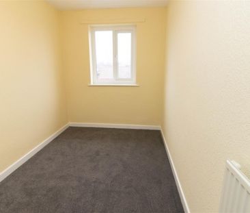 2 Bedroom Flat - First Floor - Photo 2