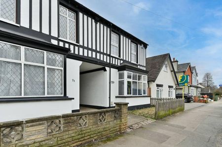 3 bedroom semi-detached house to rent - Photo 4