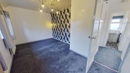 2 bedroom semi-detached house to rent - Photo 4