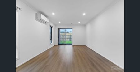 $550 per week I 4 Bedrooms I 3 Bathrooms I 2 Living Areas - Photo 2