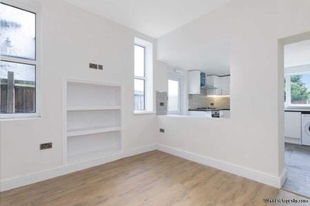 5 bedroom property to rent in London - Photo 5