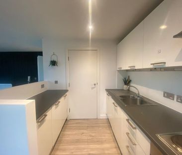 2 Bed Penthouse, Jet Centro, S2 - Photo 6