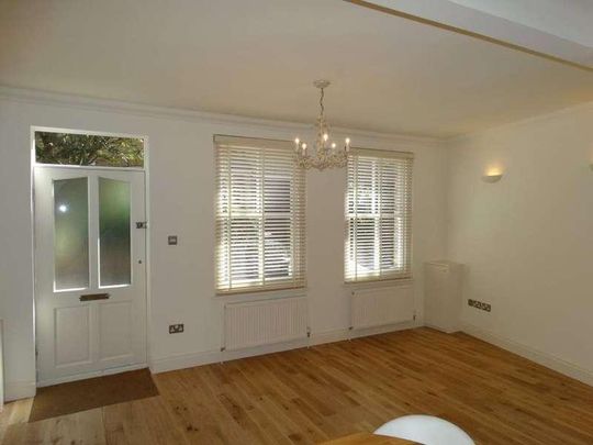 Chancery Lane, Beckenham, Kent, BR3 - Photo 1