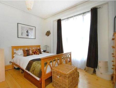 Chiswick High Road, Chiswick, W4 4AU - Photo 3