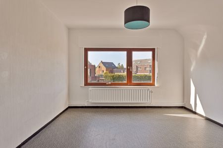 Ruime woning in een rustige en groene omgeving. - Photo 2