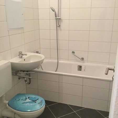 2 Zimmer Wohnung sucht nette Nachmieter - Foto 1