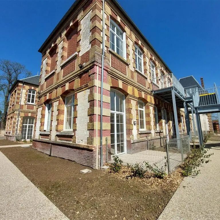 Location appartement 3 pièces - 60m² à Louviers (27400) - Photo 1