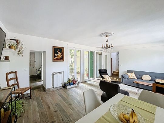 A LOUER AVIGNON ( 84000 ) PREMIERE CEINTURE EXTRAMUROS : Maison 3pièces sur 1 étage, avec cour et climatisée !!, - Photo 1