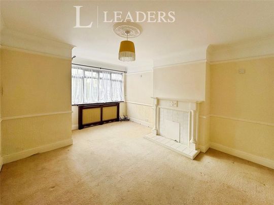 3 bedroom semi-detached house to rent - Photo 1