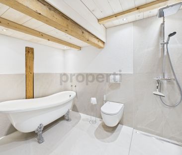 Sun-drenched 2.5-room apartment with gallery in Heimiswil First occ... - Foto 1