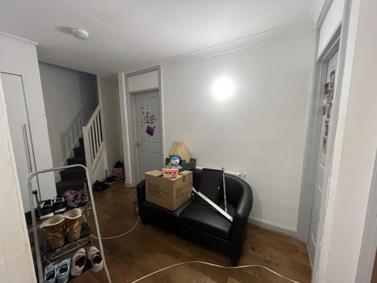 12a Webber Street - Photo 1