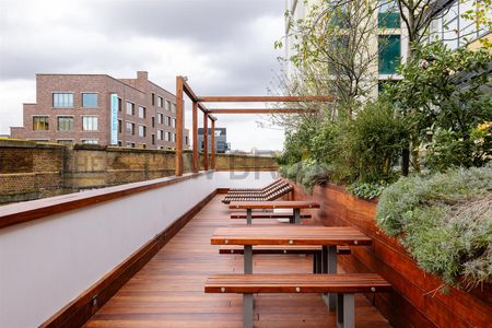 Long Street , E2 8GT - Photo 4