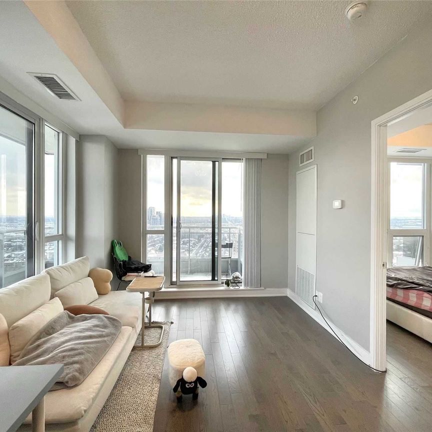 For Lease - 9201 Yonge Street Unit# 2204, Richmond Hill, Ontario - Photo 1
