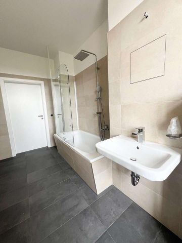 ✨Neu! Tolle 2-Zimmer-Wohnung mit neuer Einbauküche und Tageslichtbad ❄️ - Photo 4