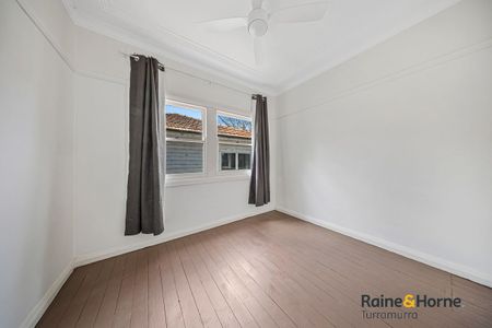 3-Bedroom Home Located in the heart of Hornsby - Photo 5