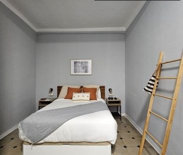 barcelona, Catalonia 08007 - Photo 5