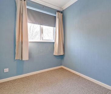 A 3 Bedroom House in Hatherley GL51 3LG - Photo 5