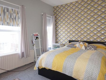 3 Bed Terraced House, Newman Road, B24 - Photo 3