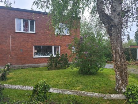 Halfopen gezinswoning in rustige wijk - Photo 5