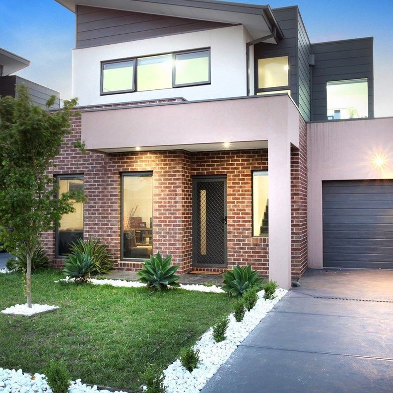 1/31 Vine, Braybrook, VIC 3019 - Photo 1