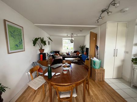 3 Bed Maisonette, Narford Road, E5 - Photo 3