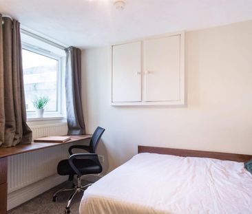 Knowle Terrace, Burley, LS4 2PA, Leeds - Photo 6