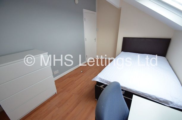 10 Hartley Grove, Leeds, LS6 2LD - Photo 1