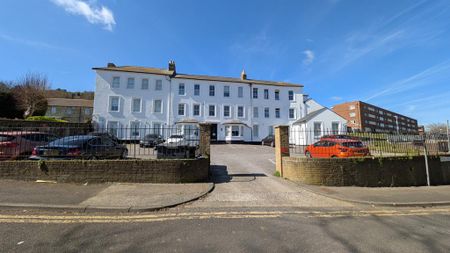 1 bedroom flat to rent - Photo 3