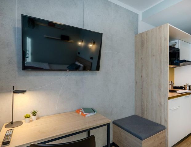 Möbliertes Apartment mit Coworking, Fitnessstudio & Community - Foto 1