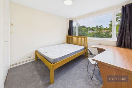 3 bedroom House To Let - Photo 3