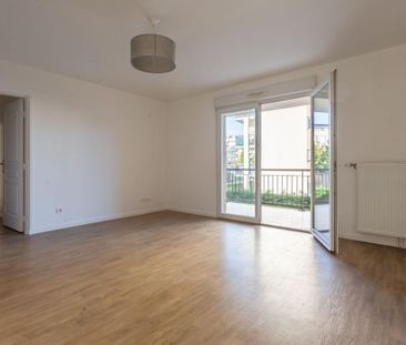 Location Appartement 3 pièces 73m² ARPAJON 91290 - Photo 2