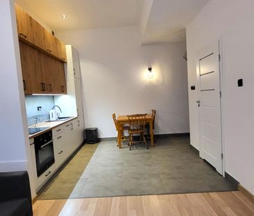 Niedawno wyremontowane, świeżo umeblowane mieszkanie w cichym zakąt... - Фото 3