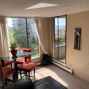 Furnished 1BD 1BA next to Sunset Beach / Utilities included! - Photo 2