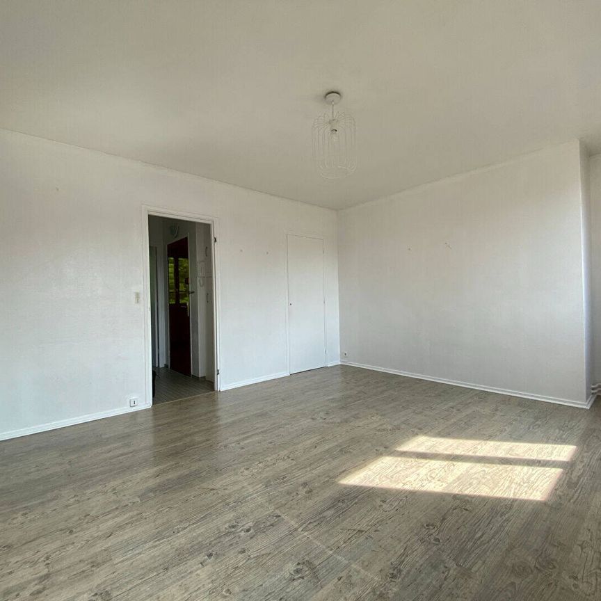 Location appartement 1 pièce 30.36 m² à Évreux (27000) - Photo 1
