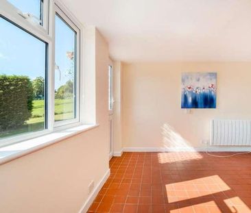 Greenvale Oast, Browns Lane, Cross In Hand, East Sussex, TN21 - Photo 1