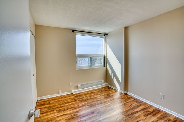 For Lease - 1380 Prince Of Wales Drive Unit# 1201, Mooneys Bay - Carleton Heights and Area, Ontario - Photo 1