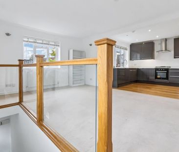 2 bedroom maisonette to rent - Photo 3