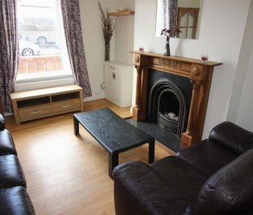 10 Olympia Parade, Belfast, BT12 6NT - Photo 2