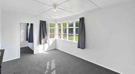 MASTERTON -3 BEDROOMS - Photo 2