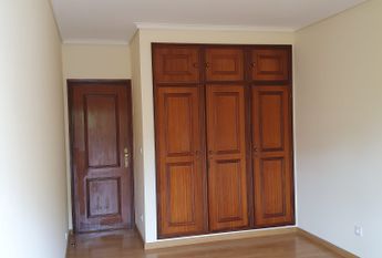 Apartamento T3 situado na zona residencial da Forca, em Aveiro.