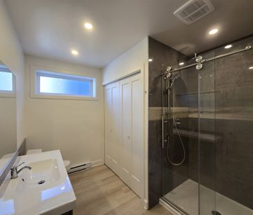 298 8e Avenue - Photo 5